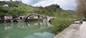 1145351_devils_bridge_tuscany_1
