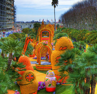 KAYAK poleca najdziwniejsze imprezy roku 2013