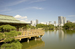 Żródło: http://www.flickr.com/photos/yoshikazut/7863355628/sizes/l/ 1.Shiodome_Tokio.jpg