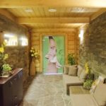 Ciało owocami przykryte