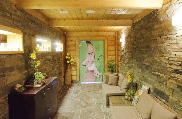 Ciało owocami przykryte