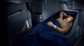 airberlin wprowadza możliwość licytacji podwyższenia kategorii lotu do klasy biz BIZNES, Lotnictwo - Dzięki opcji „airberlin exquisite“ podróżni mogą do 72 godzin przed wylotem złożyć swoją ofertę cenową za podwyższenie kategorii lotu do klasy biznes.