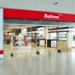 Co turysta ma w koszyku, czyli wakacyjne zakupy na polskich lotniskach