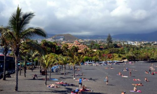 W kwietniu na plażę jeździmy do Hiszpanii