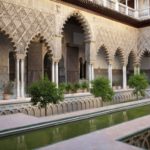 Spędzasz Walentynki z przyjaciółkami? Tam będziesz się dobrze bawić!