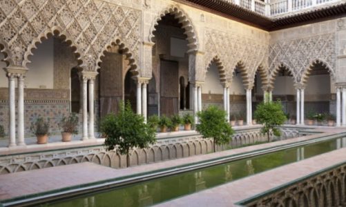 Spędzasz Walentynki z przyjaciółkami? Tam będziesz się dobrze bawić!