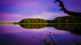 Coraz częściej z polis zdrowotnych korzystamy na wakacjach LIFESTYLE, Podróże - Badania pokazują, że większość Polaków ponownie wakacje spędzi w Polsce. Na wzmożony ruch powinna się przygotować także służba zdrowia w popularnych miejscowościach. Eksperci zauważają, że na wakacjach coraz częściej korzystamy z polis zdrowotnych.