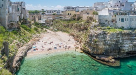 Z Wrocławia do słonecznego Bari – Wizz Air ogłasza nowy włoski kierunek LIFESTYLE, Podróże - Z wrocławskiego lotniska polecimy do Bari we Włoszech. Nowe połączenie ruszy 31 marca 2018 r. Rejsy będą realizowane przez linie Wizz Air dwa razy w tygodniu, w każdy wtorek i sobotę. Bilety są już w sprzedaży.