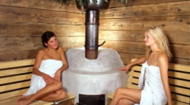 Kąpiel w słońcu kąpiel w sianie