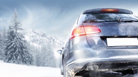 Szerokiej i… bezpiecznej podróży - oferta akcesoriów samochodowych od Netto LIFESTYLE, Podróże - Zima nadeszła i wiele osób już czeka na choćby kilkudniowy wypad za miasto. Warto zatem zaopatrzyć się w akcesoria samochodowe od sieci handlowej Netto. Sprawią, że podróż będzie nie tylko przyjemna, ale przede wszystkim bezpieczna.