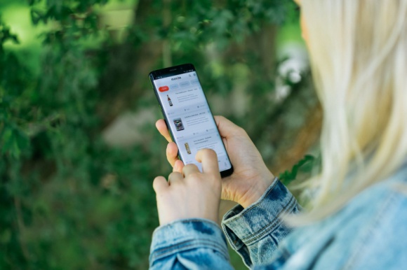 Jak upewnić się, że na wakacje bierzesz bezpieczne przedmioty? LIFESTYLE, Podróże - Wyjeżdżając na wakacje, staramy się zabrać ze sobą minimum rzeczy. Niestety okazuje się, że często pakujemy produkty, które mogą stanowić dla nas zagrożenie. Jak upewnić się, że jesteśmy bezpieczni w podroży?