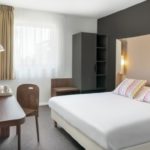 Wyjazd służbowy w czasie pandemii: na co zwracać uwagę, wybierając hotel?